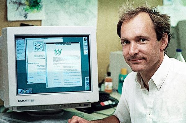12. Tim Berners-Lee tarafından 1990 yılında kurulan dünyanın ilk web sitesi yayın hayatına 6 Ağustos 1991'de başladı.