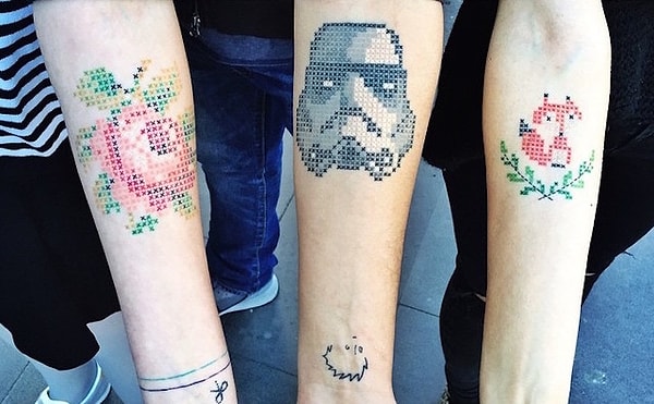 5. Рисунок в стиле «вышивка крестиком» от Eva Krbdk.