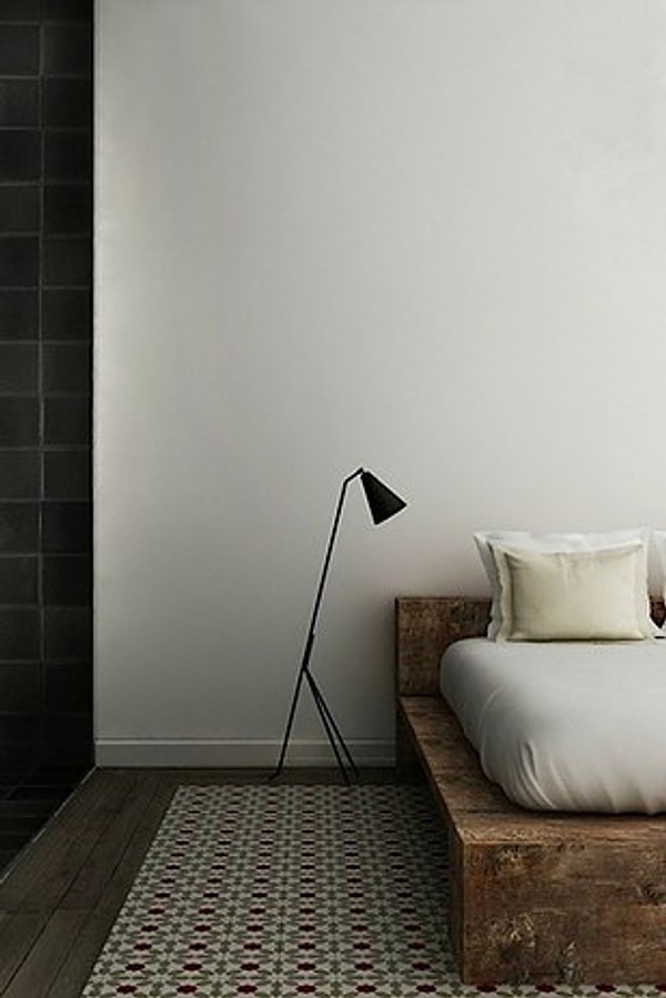 20. Подумайте о подиуме для матраца.