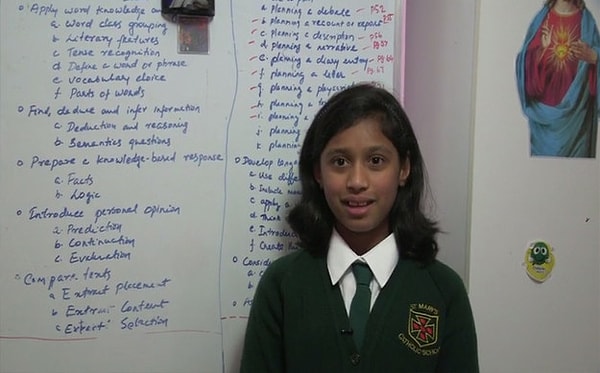 Родители Анушки из штата Керала, Индия. Сейчас семья живет в Лондоне.