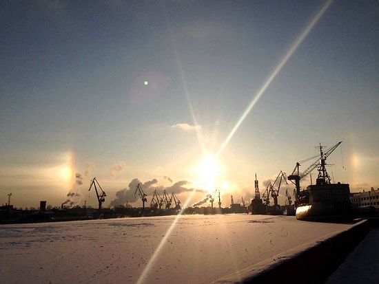 Над Петербургом взошли сразу три солнца