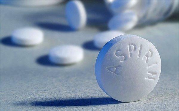 17. Aspirinin  hammaddesi nedir?