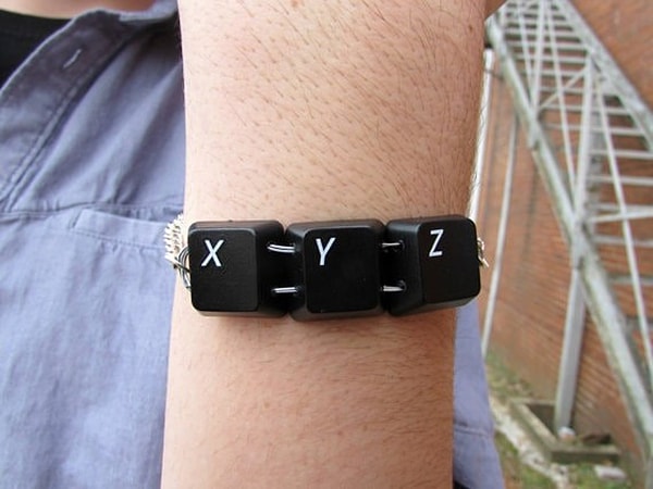 17. Или браслет.