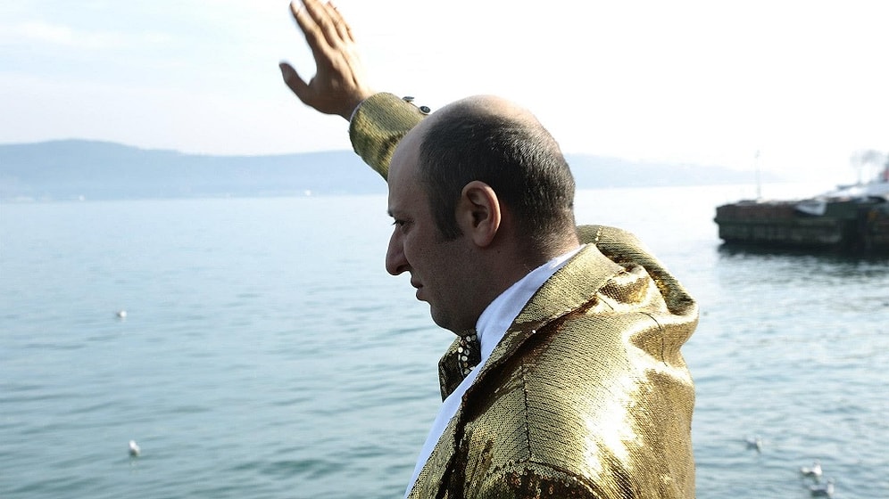 Hiç Gelmeyecek Birini Bekleyen İnsanların İçerisinde Bulundukları 15 Durum