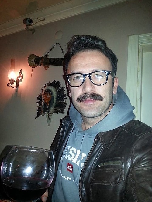 Tanınmasını sağlayan büyük çıkışını ise Atatürk'ün Fedaisi Topal Osman filminde başrol oynayarak yaptı.