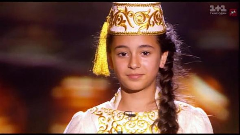 Крымско-татарская девочка удивила жюри на украинском конкурсе "Голос.Дети"