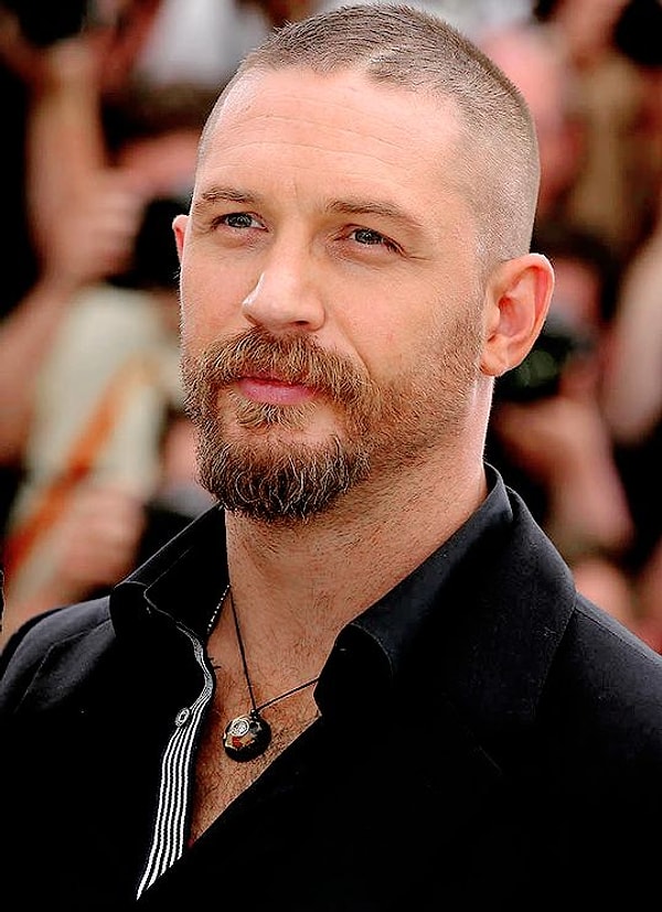 3. И прекрасный актер, имеющий завораживающий взгляд!