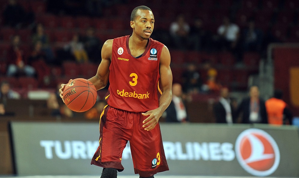 Galatasaray'da Errick McCollum'un Eli Kırıldı