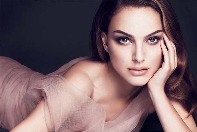 Vogue, Elle, W, Playboy, Love, GQ, Maxim, VIP, Billboard, Marie Claire...