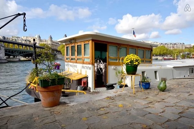 7. Yüzen Ev (Paris, Fransa)