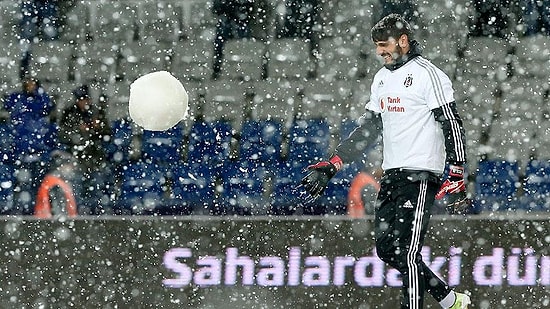 Beşiktaş - Mersin İdmanyurdu Maçı İleri Bir Tarihe Ertelendi