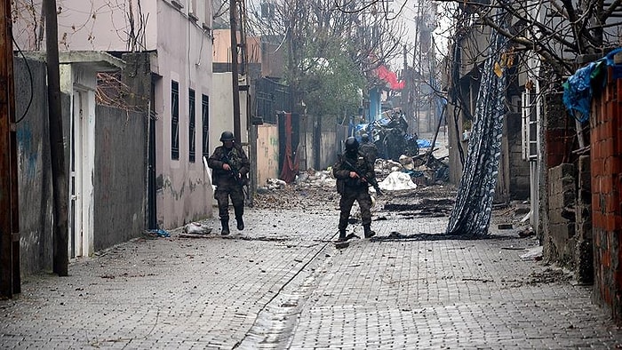 Cizre'de Çatışma: 1 Polis Şehit