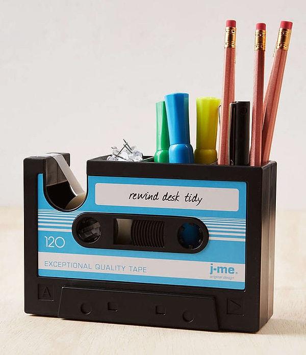 25. Çalışma masanıza düzen getirecek kaset