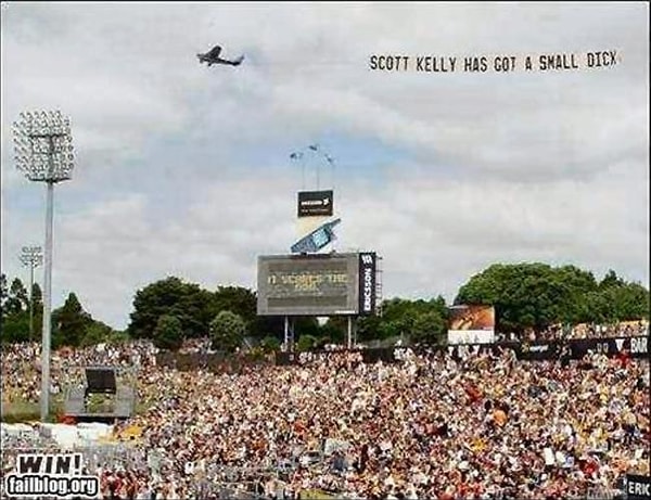 15. Помаши ручкой, Скотт Келли...Теперь ты знаменит!