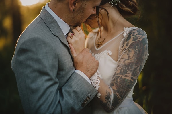 15. поступает более 10.000 снимков.