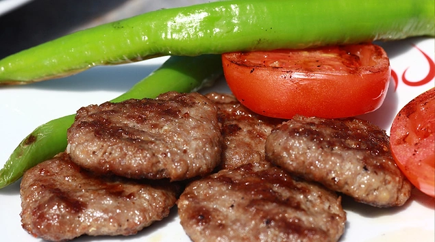 Akçaabat köftesi
