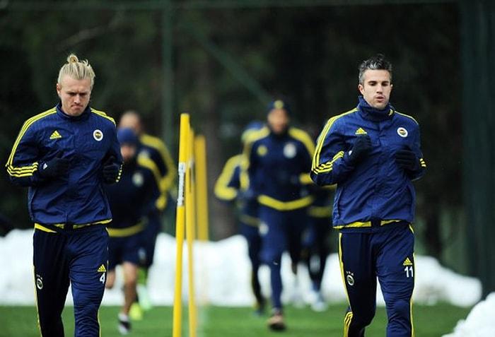 Fenerbahçe'de Van Persie Takımla Birlikte Çalışmalara Başladı