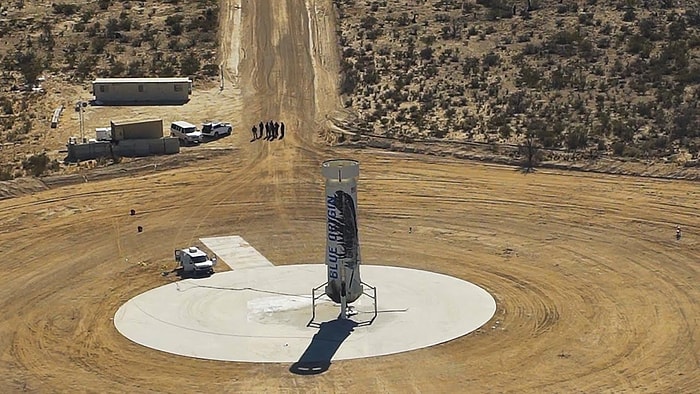 Blue Origin Roketi Bir Kez Daha Dikey İnişi Başarıyla Tamamladı