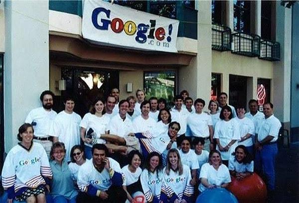 9. Google'ın ilk ekibi, 1999.