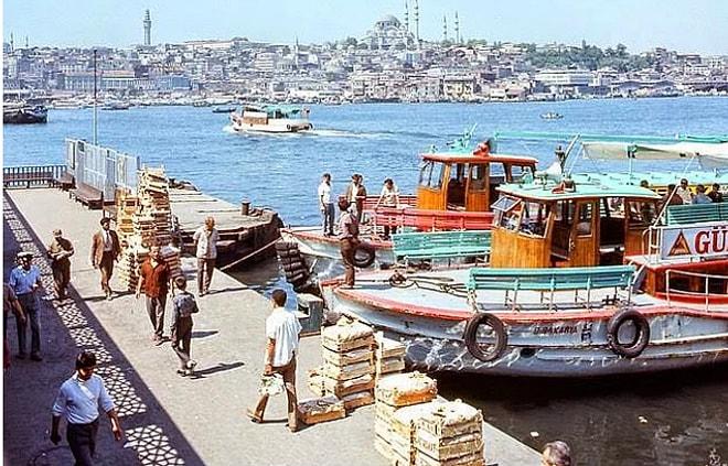 Tarihe Uzanan Renkli Bir Köprü: 30 Fotoğrafla 1970'lerin İstanbul'u