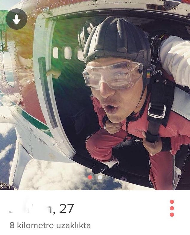 5. Adrenalini severim, extreme sporlar vazgeçilmezimdir (hayatında bir kere Fethiye'de yamaç paraşütü yaptı)