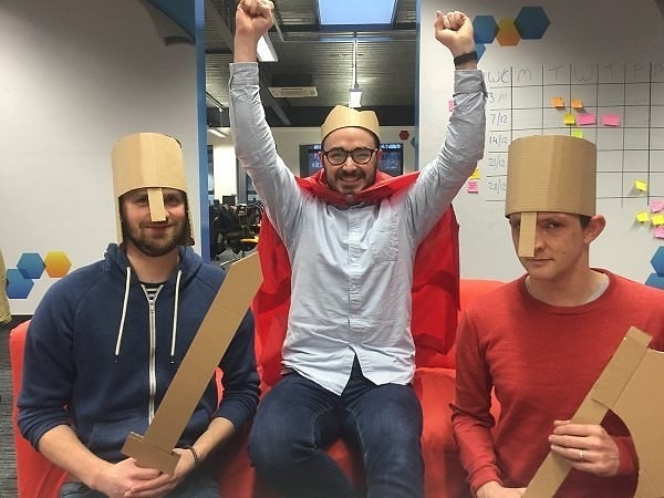 Как и полагается, они избрали и короновали своего монарха.