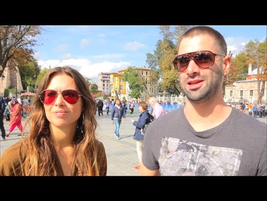 Yabancılar, Ülkelerinin Bayraklarının Neyi Temsil Ettiğini Biliyor mu?