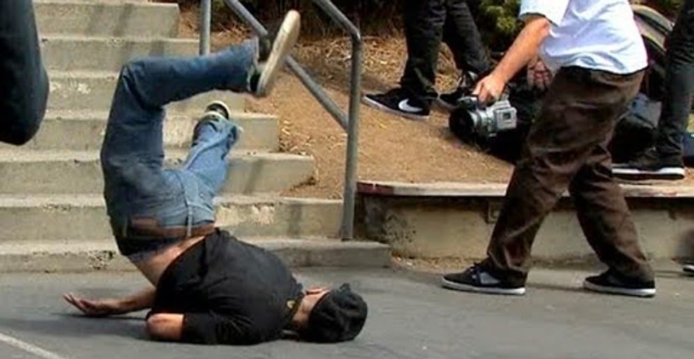 Bir Daha Sürersem İki Olsun Diyerek Kaykaydan Tövbe Edenler Derneği'nin 22 Asli Üyesi