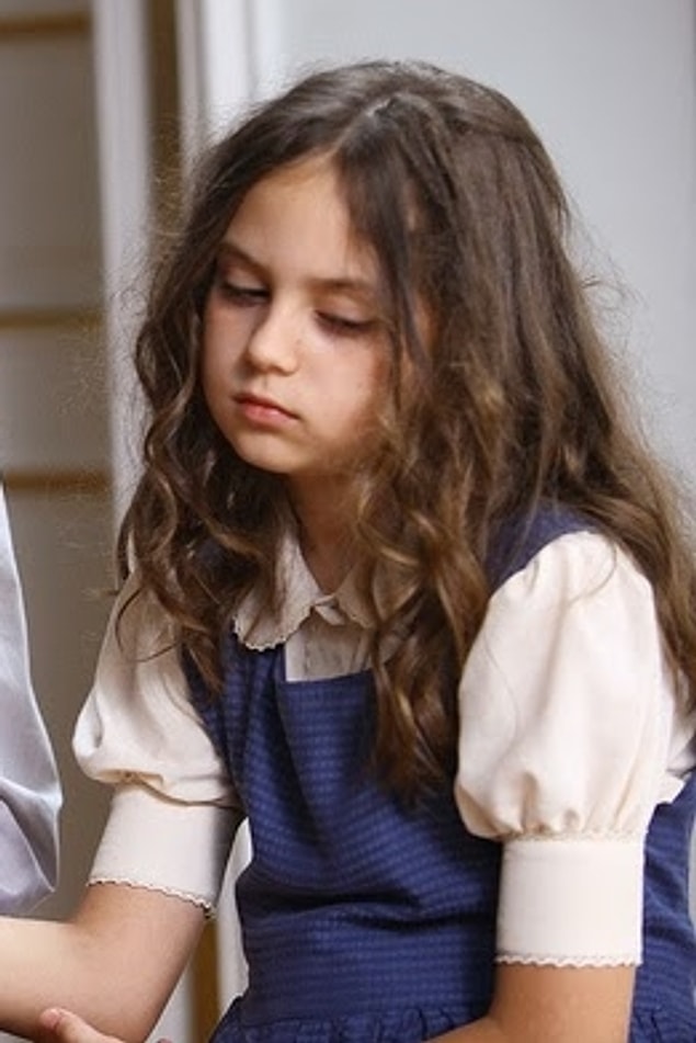19. Benim Dünyam filminde Beren Saat ve çok zor bir rolü başarıyla oynayan minik yetenek.