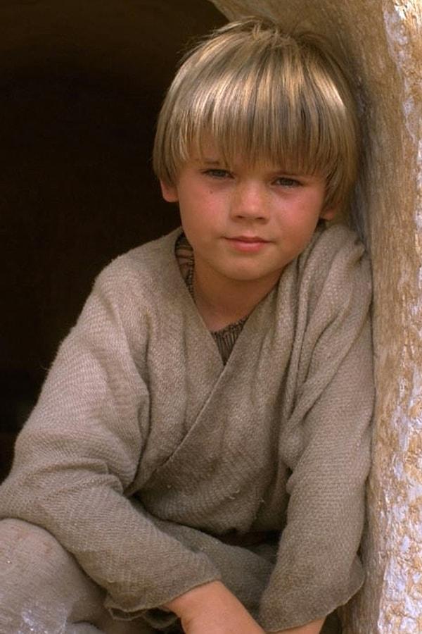 7. Star Wars'ta küçük Anakin Skywalker'ımız.
