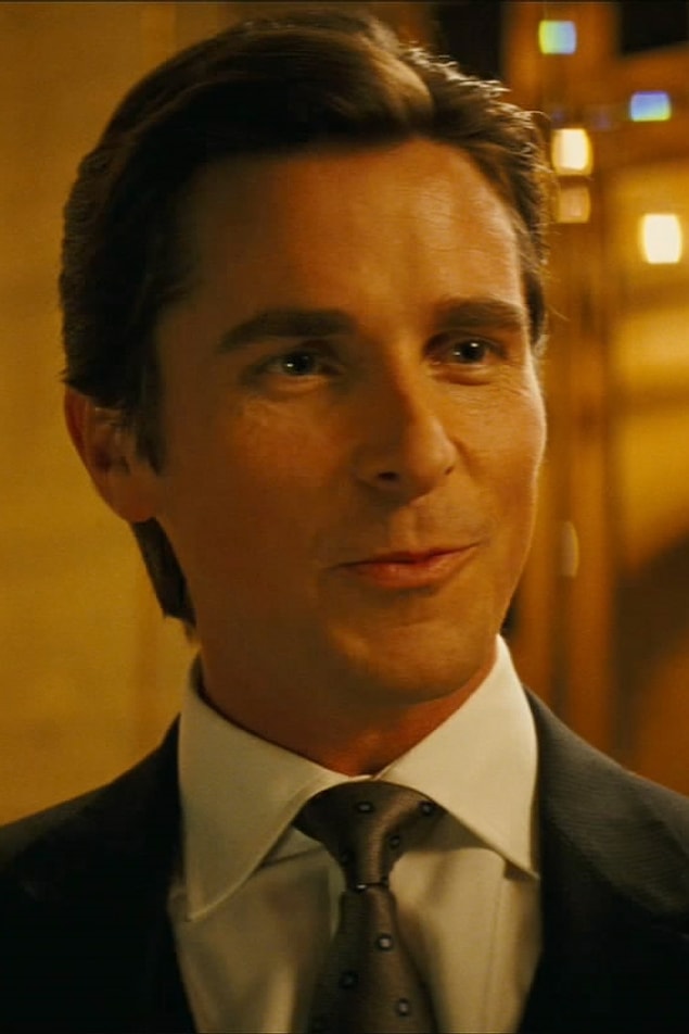 26. Batman Başlıyor'da Bruce Wayne ve onun küçüklüğünü oynayan yakışıklı.