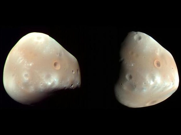 14. Mars'ın uydusu Deimos