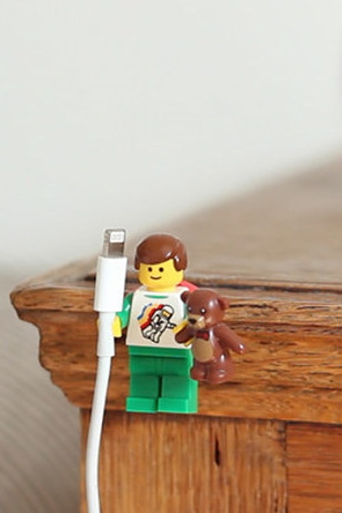 Hadi en basiti ile başlayalım! Minik lego adamları evin en kullanışlı şeyi yapalım!