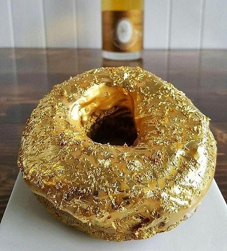 Bir Düzinesi Tam 1000 Dolar Olan Altın Kaplama Donutlar Yok Satıyor!