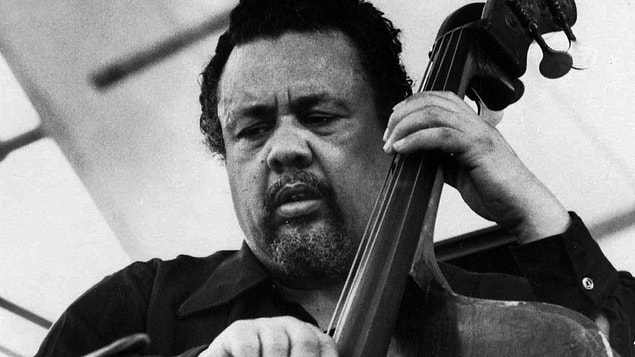 4. Charles Mingus (Kontrbas)