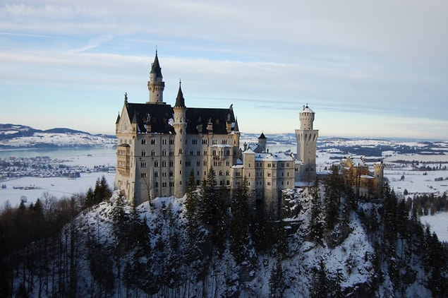 4. Neuschwanstein Şatosu, Almanya
