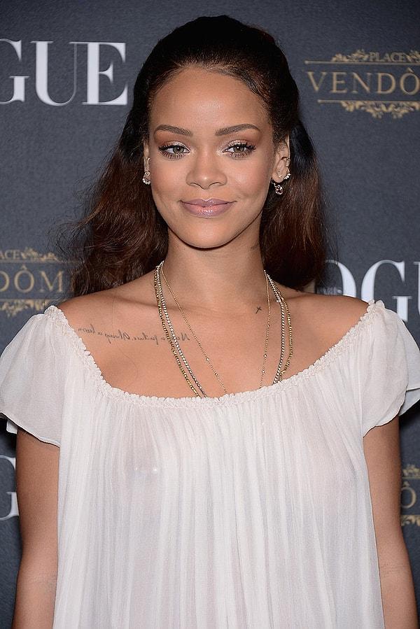 6. Rihanna = Robyn Rihanna Fenty