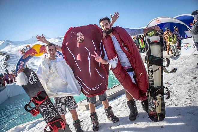 Yıl Olmuş 2016 Hala Jump & Freeze'e Katılmayanlar İçin 9 Görselle En Yaratıcı Kostümler