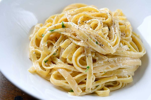 4. Fettucine sevenler asla azla yetinmez.