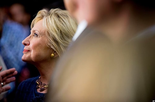 Clinton yüzde 49.8 oy alarak ipi göğüsledi