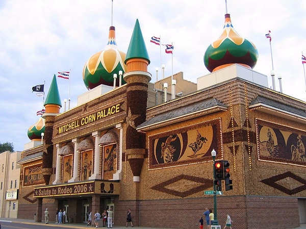 10. Кукурузный дворец: