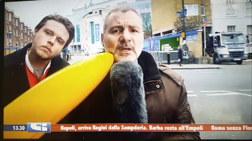 Şişme Muz ile Tacize Uğrayan Muhabir Öfkeden Çılgına Döndü