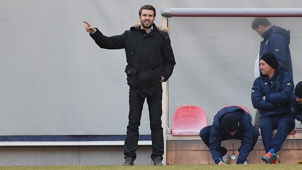 Sosyal Medya Aracılığıyla Sağ Bek Transfer Ettiler