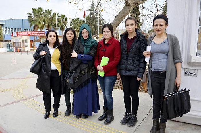 Sağlıksız Koşuları Protesto Ettikleri İçin Yurttan Atılan ve Bursları Kesilen Öğrencilerin Yargı Zaferi