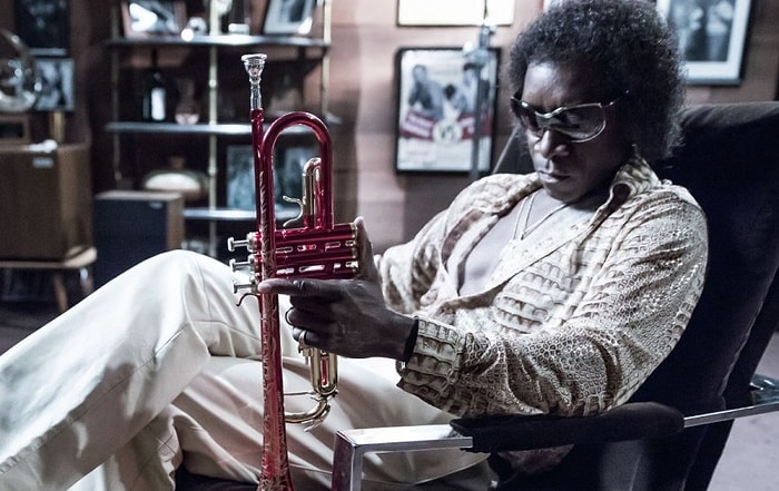 Don Cheadle’ın Miles Davis Biyografisinden Yeni Fragman Var