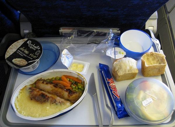9. British Airways'de ekonomi sınıfı yemek: