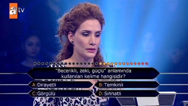 5. "Becerikli, zeki, güçlü" anlamında kullanılan kelime hangisidir?