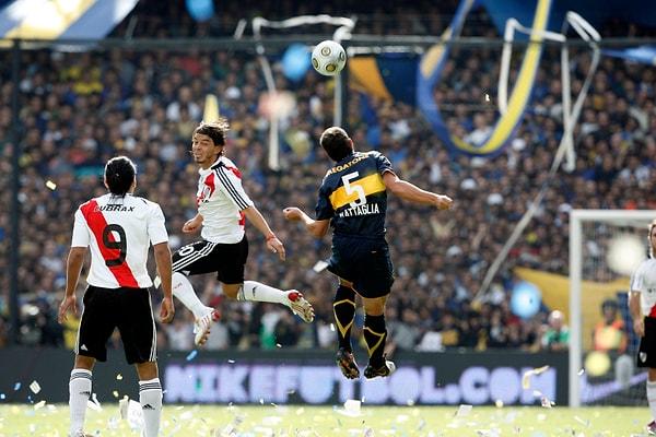 2. Arjantin'in Yoksulları, Zenginlerine Karşı: "Superclasico", Boca Juniors - River Plate