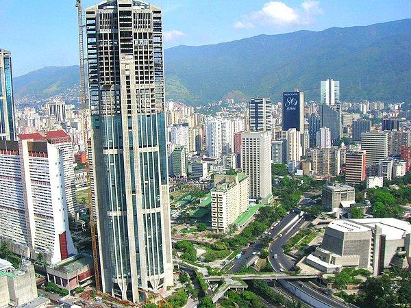 2. Venezuela'nın gelişmişliği ile ünlü Caracas kenti de ilk bakışta yaşamak istediğiniz bir yer gibi görünebilir.