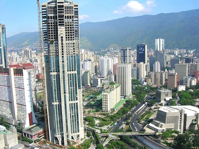 2. Venezuela'nın gelişmişliği ile ünlü Caracas kenti de ilk bakışta yaşamak istediğiniz bir yer gibi görünebilir.